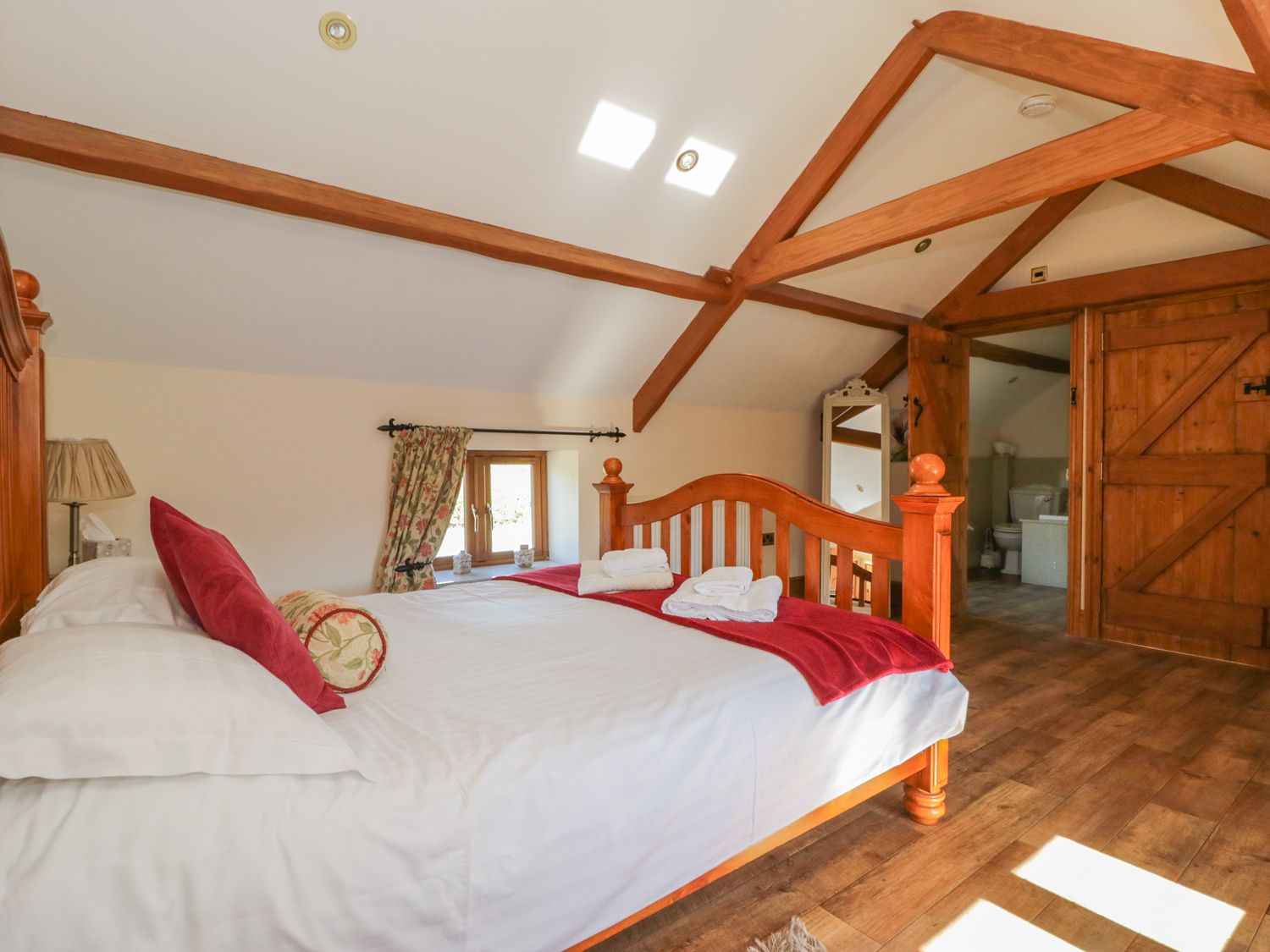Barn Owl Cottage Double Bedroom